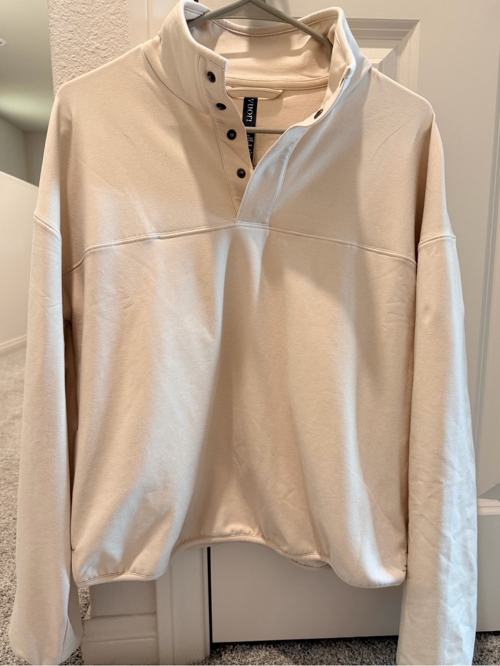 Vuori Women’s Granite Snap Mock Pullover